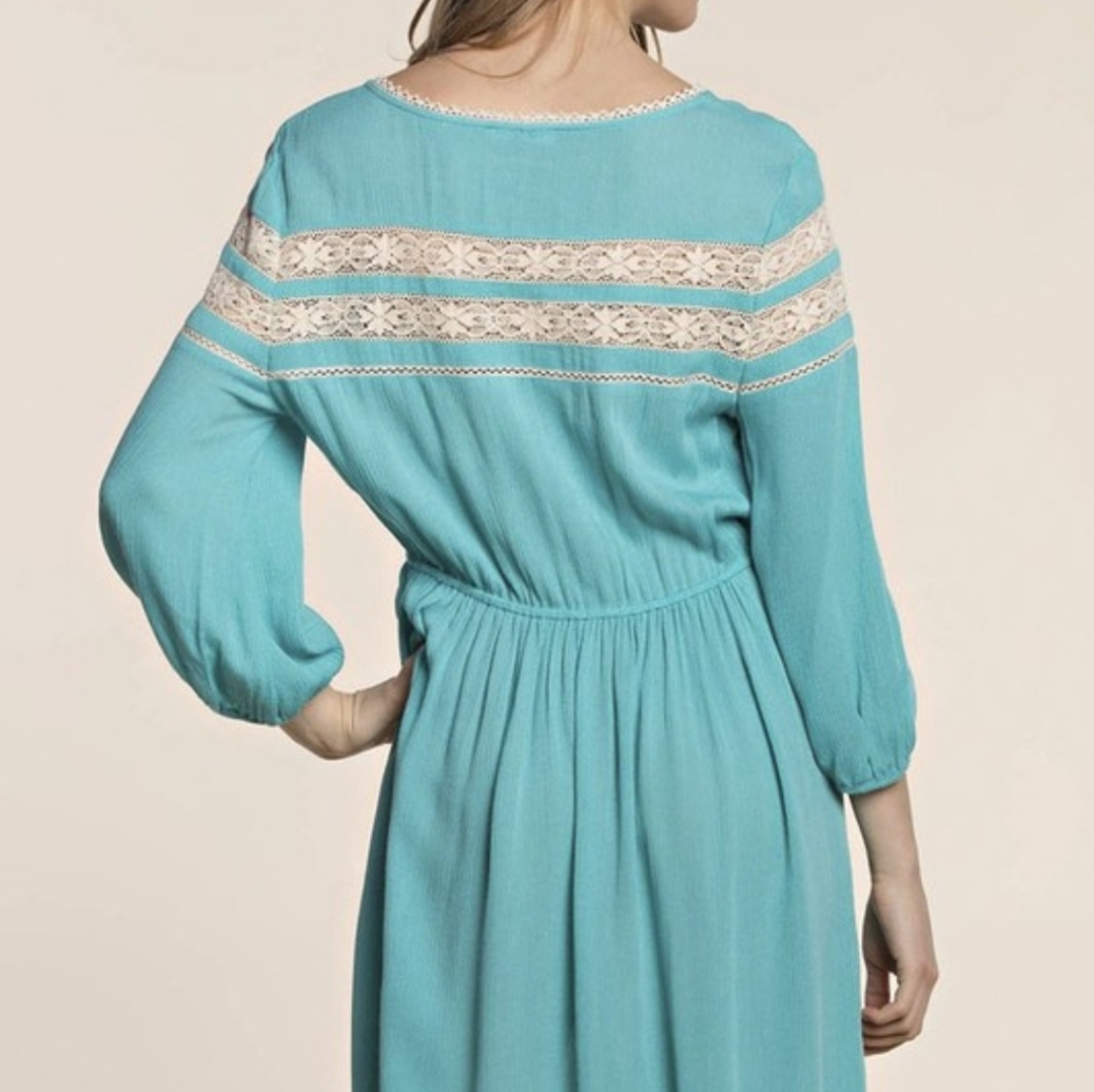 New Boutique Aqua Dress - Picture 2 of 3